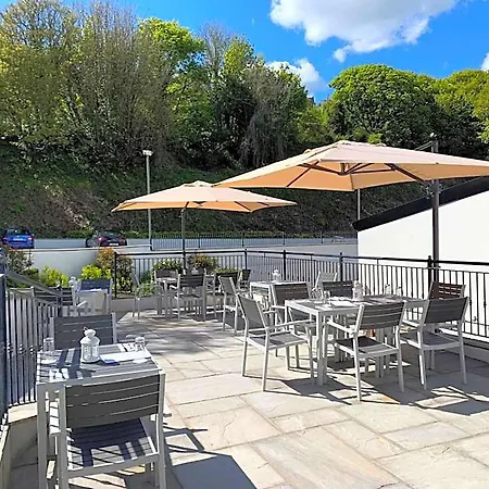 Walter Raleigh Hotel 4*