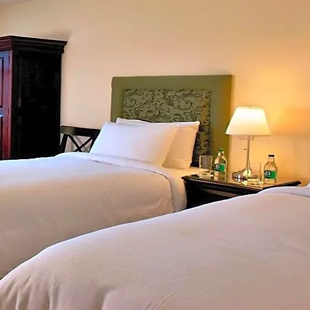 Walter Raleigh Hotel 4*