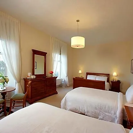 Walter Raleigh 4*