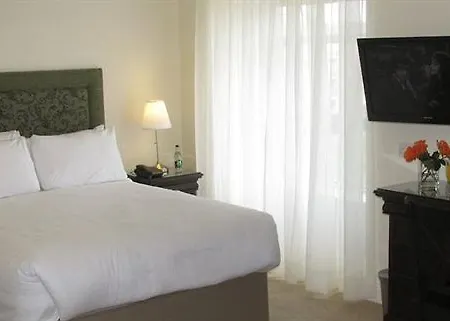 Walter Raleigh 4* Youghal