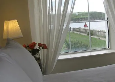 Walter Raleigh Hotel Youghal