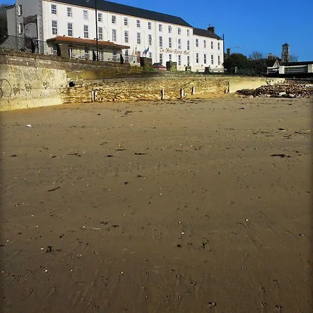 Walter Raleigh 4*