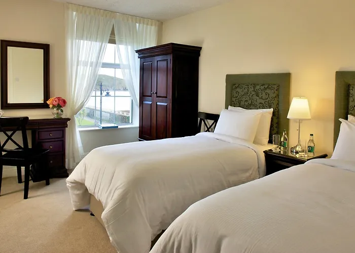 Walter Raleigh 4*