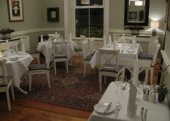 Walter Raleigh Hotel